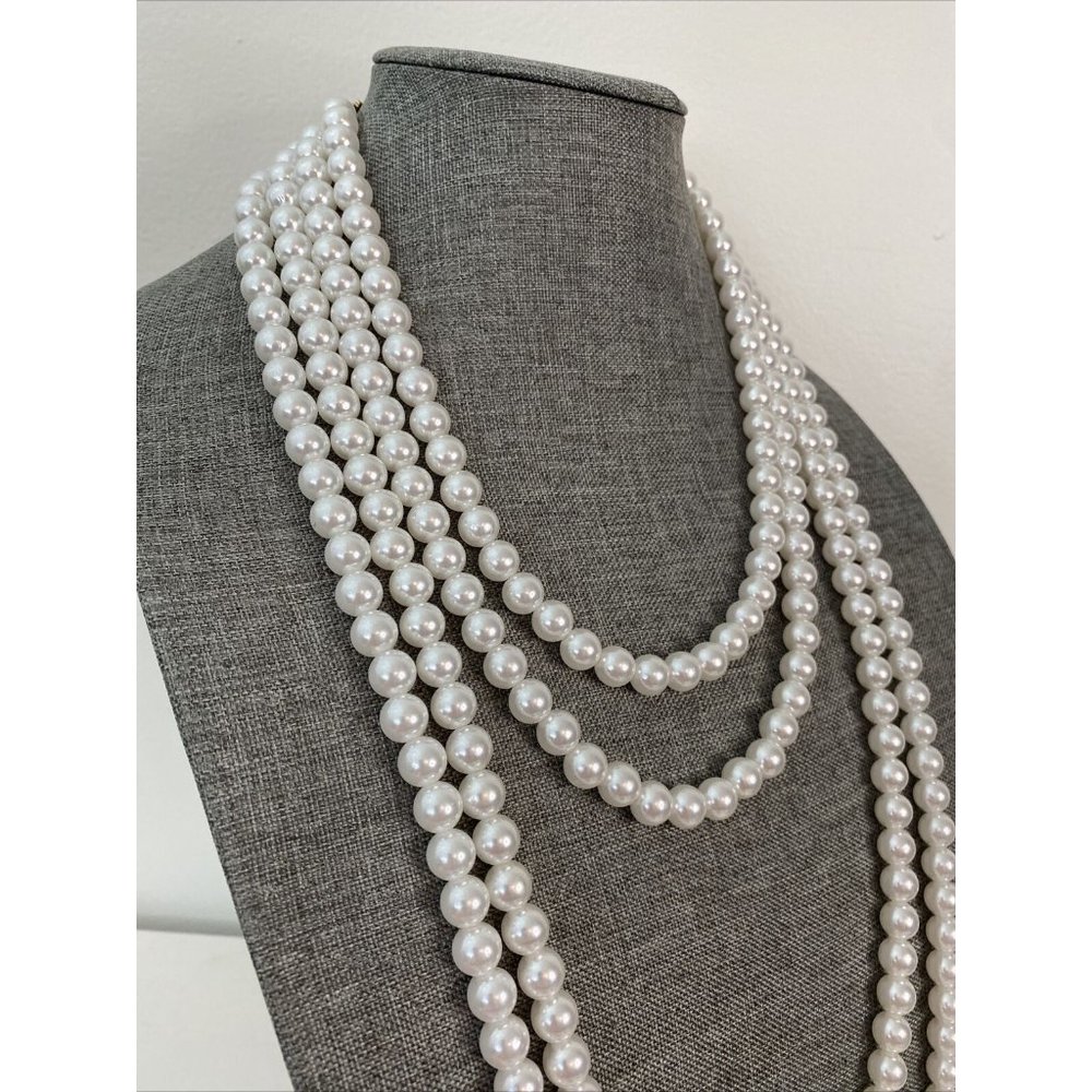 ETC! Faux Pearls layered necklace 19" Long - Picture 3 of 6